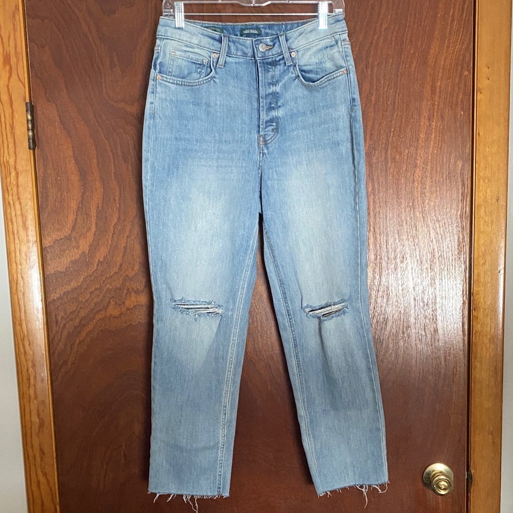 Wild Fable women’s size 8 blue jeans